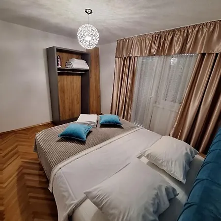 Apartment Centar *